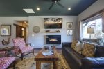 Gorgeous furnishings and decor, Smart TV